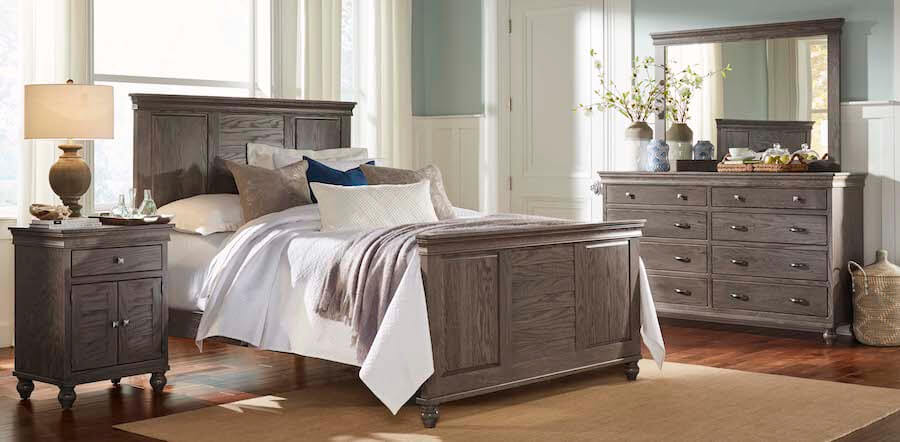 daniels-amish-cottage-bedroom-900w.jpeg